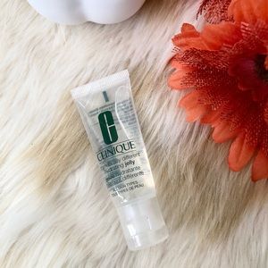 Clinique Dramatically Difference Hydrating Jelly